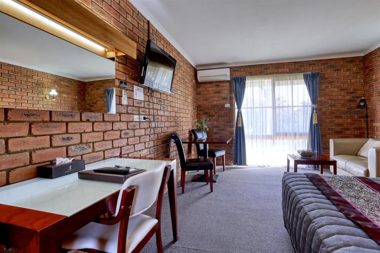 Jolly Swagman Motor Inn Эероа Экстерьер фото